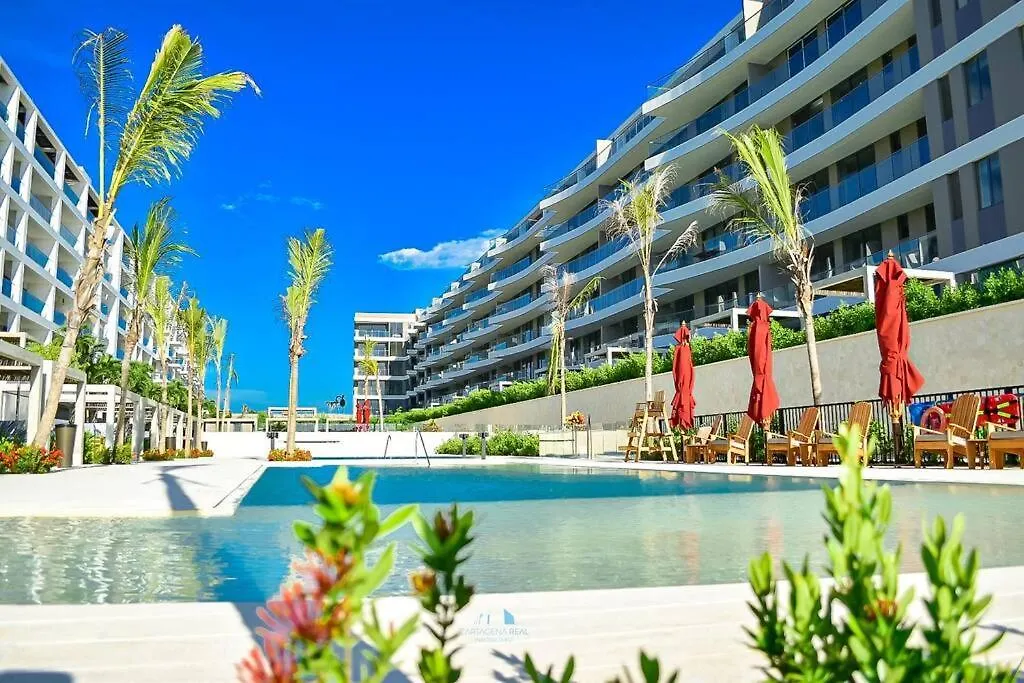 Apartment Ocean View Panorama Apartment: Beachfront Luxury with Pools Cartagena