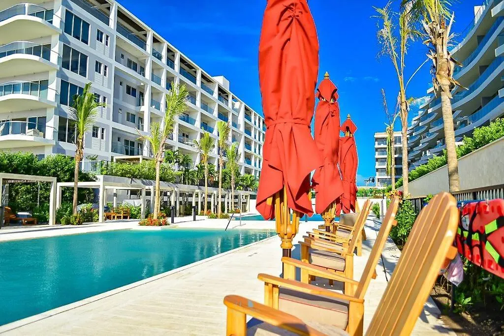 Apartment Ocean View Panorama Apartment: Beachfront Luxury with Pools Cartagena